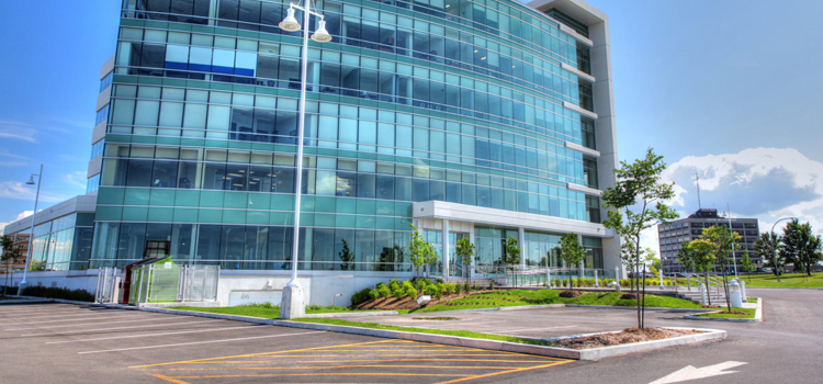 commercial glass door repair La Riviera