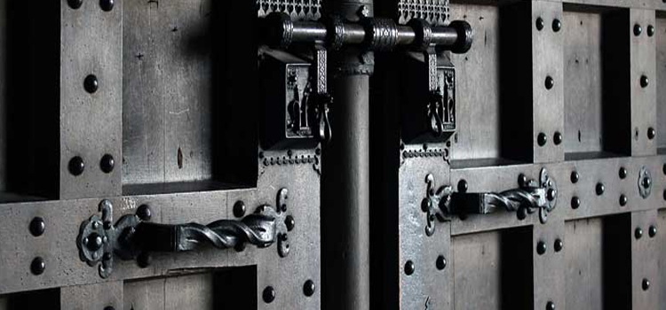 steel entry door repair in La Riviera